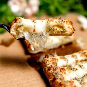 Garlic Bread Pizza with Cheese