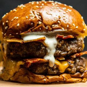 Mega Burger